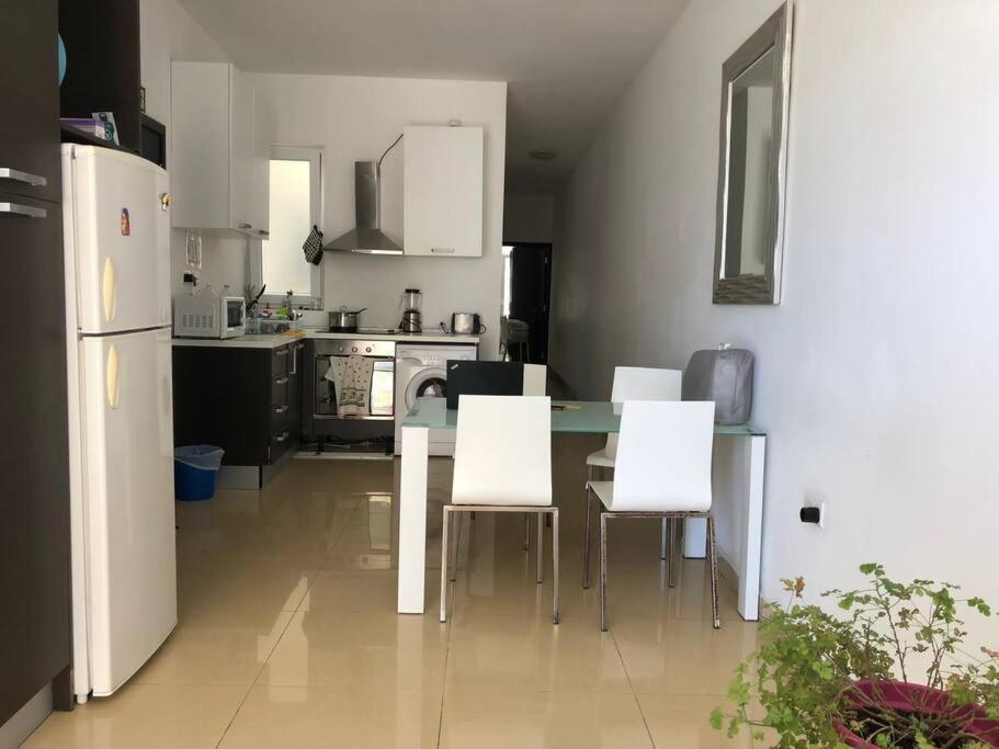 Well Located 2 Bedroom Flat In St.julians Apartamento St. Julian's