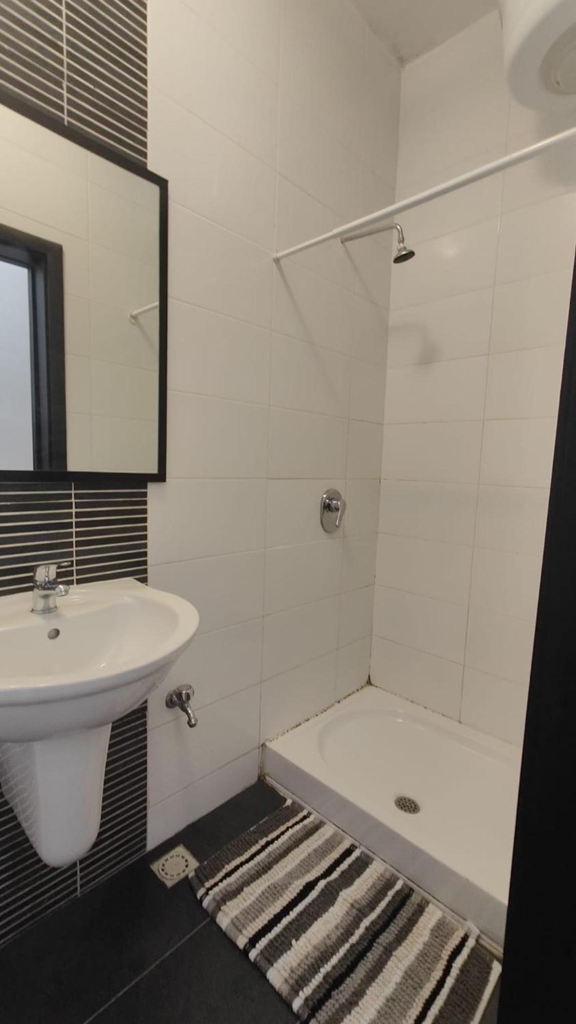 Well Located 2 Bedroom Flat In St.julians Saint Julian's